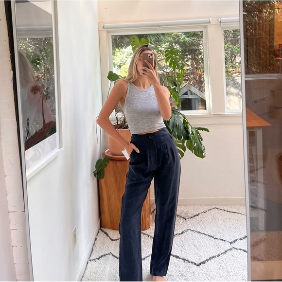 Aritzia Tops - Wilfred Free Grey Tank - Size XS